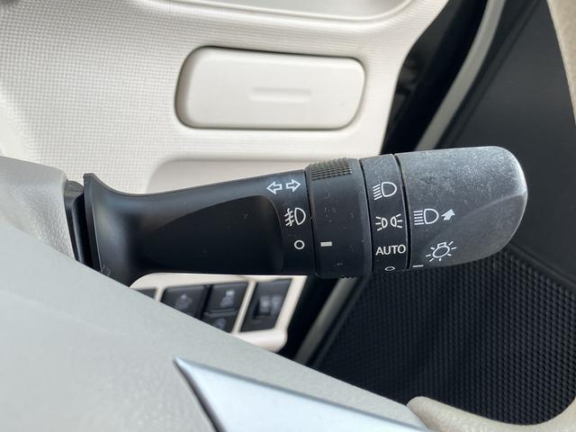ムーヴキャンバスＸリミテッドメイクアップ　ＳＡIII１４インチフルホイールキャップ　キーフリーシステム　両側パワースライドドア　オートエアコン（プッシュ式）　オートライト　置きラクボックス（静岡県）の中古車