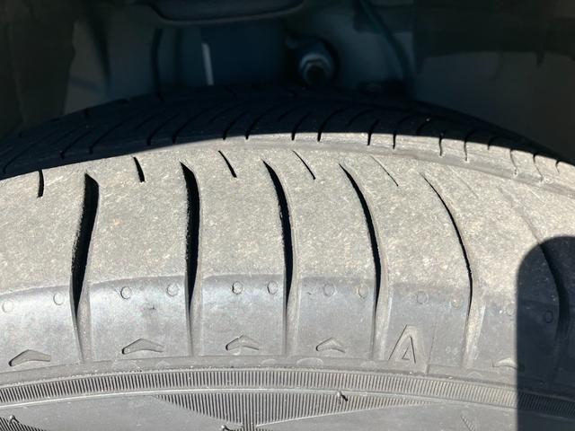 ムーヴキャンバスＧブラックアクセントリミテッド　ＳＡIII１４インチフルホイールキャップ　ＬＥＤヘッドランプ　キーフリーシステム　両側パワースライドドア　オートエアコン（プッシュ式）　オートライト　置きラクボックス（静岡県）の中古車
