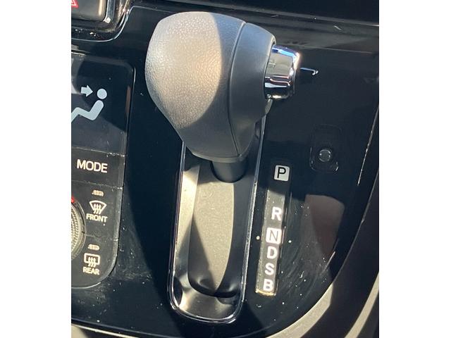 ムーヴキャンバスＧブラックアクセントリミテッド　ＳＡIII１４インチフルホイールキャップ　ＬＥＤヘッドランプ　キーフリーシステム　両側パワースライドドア　オートエアコン（プッシュ式）　オートライト　置きラクボックス（静岡県）の中古車