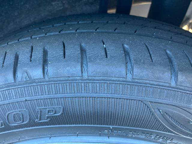 ムーヴL SAIII14インチフルホイールキャップ UVカットゴラス(フロントドア) ウレタンステアリングホイール キーレスエントリー マニュアルエアコン(ダイヤル式)(静岡県)の中古車