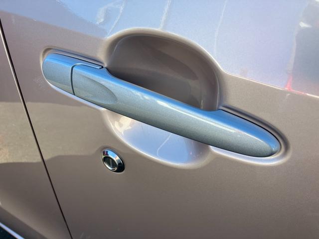 ムーヴL SAIII14インチフルホイールキャップ UVカットゴラス(フロントドア) ウレタンステアリングホイール キーレスエントリー マニュアルエアコン(ダイヤル式)(静岡県)の中古車