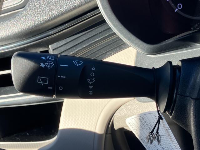 ムーヴL SAIII14インチフルホイールキャップ UVカットゴラス(フロントドア) ウレタンステアリングホイール キーレスエントリー マニュアルエアコン(ダイヤル式)(静岡県)の中古車