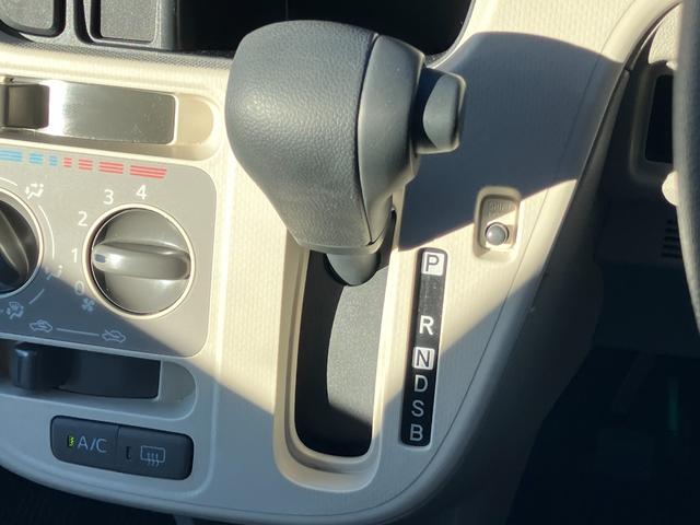 ムーヴL SAIII14インチフルホイールキャップ UVカットゴラス(フロントドア) ウレタンステアリングホイール キーレスエントリー マニュアルエアコン(ダイヤル式)(静岡県)の中古車