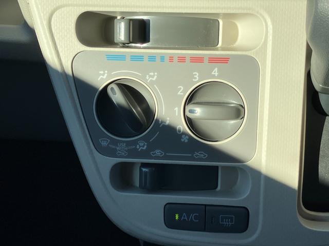 ムーヴL SAIII14インチフルホイールキャップ UVカットゴラス(フロントドア) ウレタンステアリングホイール キーレスエントリー マニュアルエアコン(ダイヤル式)(静岡県)の中古車