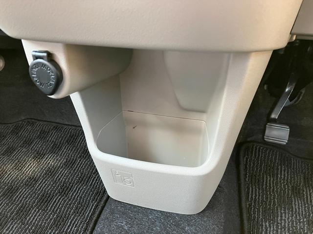 ムーヴL SAIII14インチフルホイールキャップ UVカットゴラス(フロントドア) ウレタンステアリングホイール キーレスエントリー マニュアルエアコン(ダイヤル式)(静岡県)の中古車