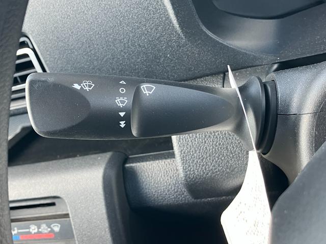 ハイゼットトラックジャンボエクストラLEDヘッドランプ シートスライド&リクライニング機構 荷台ステップ オーバーヘッドシェルフ マニュアルエアコン コーナーセンサー(静岡県)の中古車