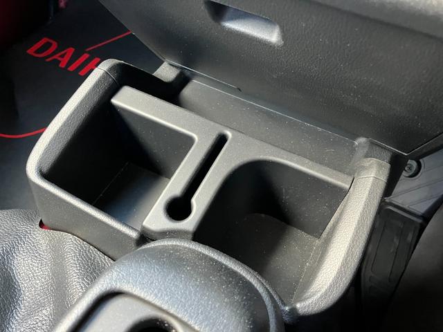 ハイゼットトラックジャンボエクストラLEDヘッドランプ シートスライド&リクライニング機構 荷台ステップ オーバーヘッドシェルフ マニュアルエアコン コーナーセンサー(静岡県)の中古車