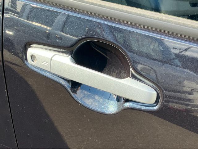 タントカスタムRSスタイルセレクション15インチアルミホイール 大型エアロバンパー フルLEDヘッドランプ オート格納式カラードドアミラー 革巻ステアリングホイール 両側パワースライドドア(静岡県)の中古車