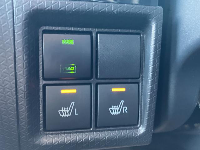 タントカスタムRSスタイルセレクション15インチアルミホイール 大型エアロバンパー フルLEDヘッドランプ オート格納式カラードドアミラー 革巻ステアリングホイール 両側パワースライドドア(静岡県)の中古車