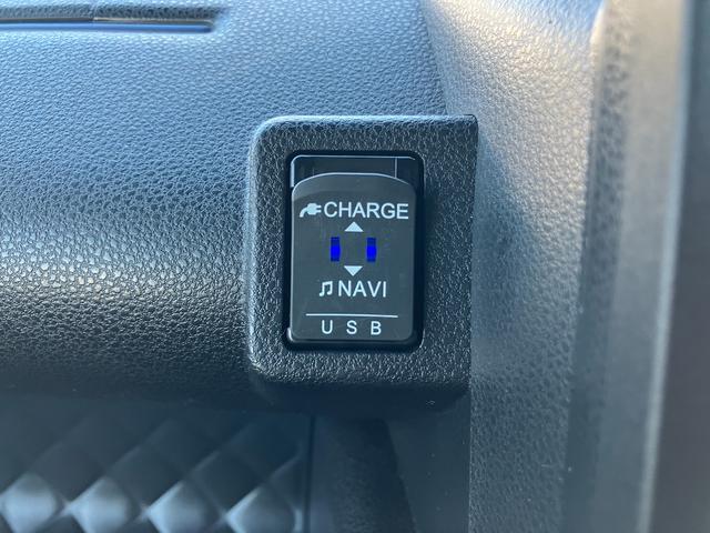 タントカスタムRSスタイルセレクション15インチアルミホイール 大型エアロバンパー フルLEDヘッドランプ オート格納式カラードドアミラー 革巻ステアリングホイール 両側パワースライドドア(静岡県)の中古車