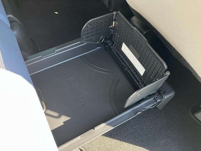 ムーヴキャンバスストライプスG14インチフルホイールキャップ LEDヘッドランプ LEDフォグランプ ホっとカップホルダー 両側パワースライドドア キーフリーシステム プッシュボタンスタート UVカットガラス(静岡県)の中古車