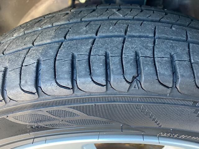 ムーヴＸ　ＳＡII１４インチアルミホイール　スーパーＵＶＩＲカットガラス　キーフリーシステム　オートエアコン（プッシュ式）　ハロゲンヘッドライト（静岡県）の中古車