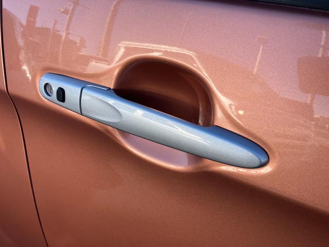 トールＧターボ　ＳＡIIIキーフリーシステム　プッシュボタンスタート　オートエアコン（プッシュ式）　両側パワースライドドア　マルチインフォメーションディスプレイ	フルホイールキャップ（静岡県）の中古車