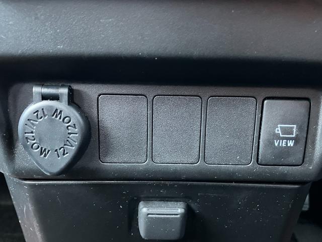 トールＧターボ　ＳＡIIIキーフリーシステム　プッシュボタンスタート　オートエアコン（プッシュ式）　両側パワースライドドア　マルチインフォメーションディスプレイ	フルホイールキャップ（静岡県）の中古車