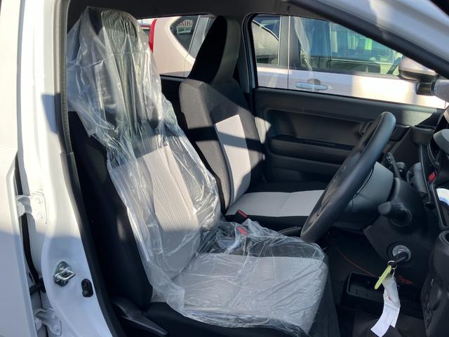 ミライースL SAIII13インチフルホイールキャップ マルチリフレクターハロゲンヘッドランプ 可倒式ドアミラー 自発光式デジタルメーターアンバーイルミネーションメーター マニュアルエアコン(ダイヤル式) キーレスエントリー(静岡県)の中古車