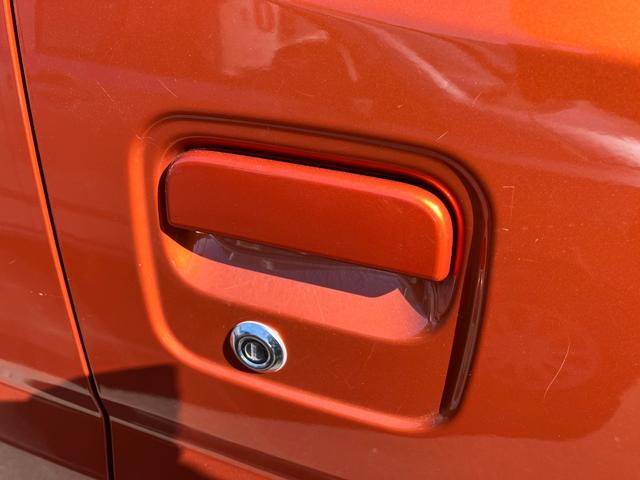 ハイゼットカーゴＤＸＣＶＴ　撥水フルファブリックシート表皮　オーバーヘッドシェルフ　アッパートレイ　キーレスエントリー　ユースフルナット（３１ヶ所）（静岡県）の中古車