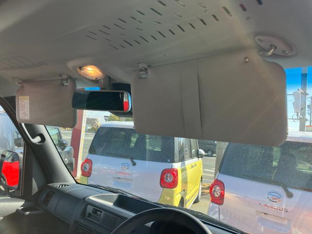ハイゼットカーゴＤＸＣＶＴ　撥水フルファブリックシート表皮　オーバーヘッドシェルフ　アッパートレイ　キーレスエントリー　ユースフルナット（３１ヶ所）（静岡県）の中古車