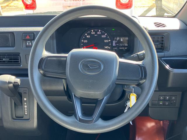 ハイゼットカーゴＤＸＣＶＴ　撥水フルファブリックシート表皮　オーバーヘッドシェルフ　アッパートレイ　キーレスエントリー　ユースフルナット（３１ヶ所）（静岡県）の中古車