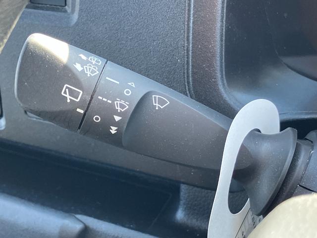 ハイゼットカーゴＤＸＣＶＴ　撥水フルファブリックシート表皮　オーバーヘッドシェルフ　アッパートレイ　キーレスエントリー　ユースフルナット（３１ヶ所）（静岡県）の中古車