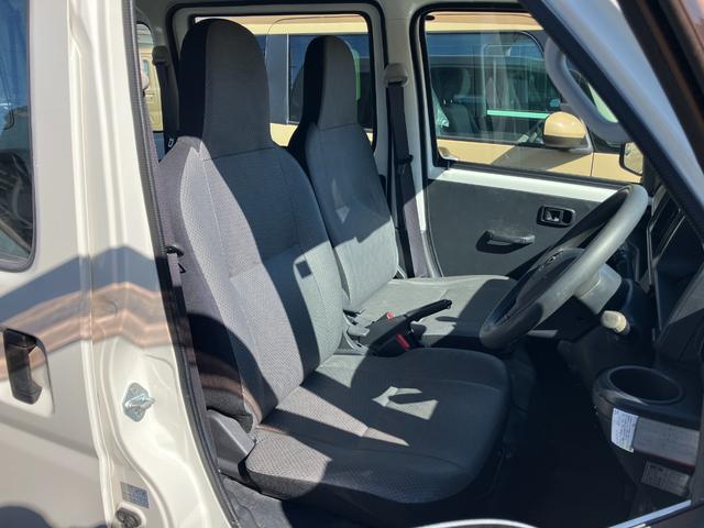 ハイゼットカーゴスペシャル２ＷＤ　４ＡＴ　マニュアルエアコン　プリントレザーシート　アッパートレイ　ユースフルナット（３１か所）（静岡県）の中古車