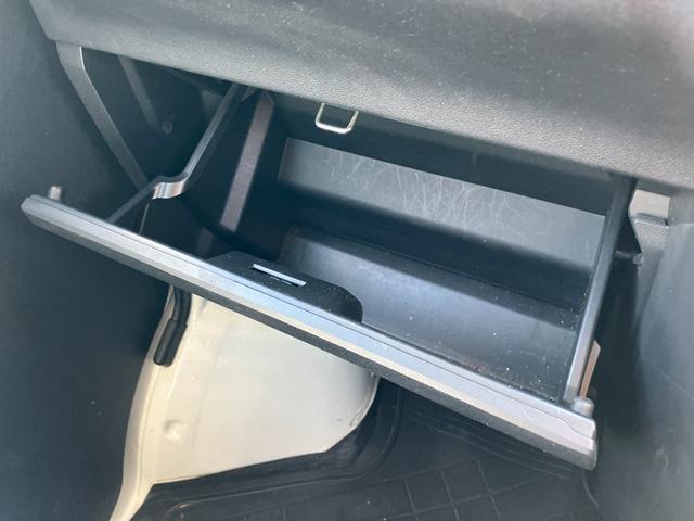 ハイゼットカーゴスペシャル２ＷＤ　４ＡＴ　マニュアルエアコン　プリントレザーシート　アッパートレイ　ユースフルナット（３１か所）（静岡県）の中古車