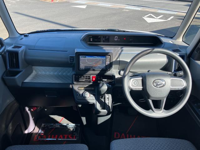 タントスローパーＸターンシート付福祉車両　１４インチフルホイールキャップ　フルＬＥＤヘッドランプ　オート格納式カラードドアミラー　左側パワースライドドア　ＴＦＴカラーマルチインフォメーションディスプレイ　フルファブリックシート（静岡県）の中古車