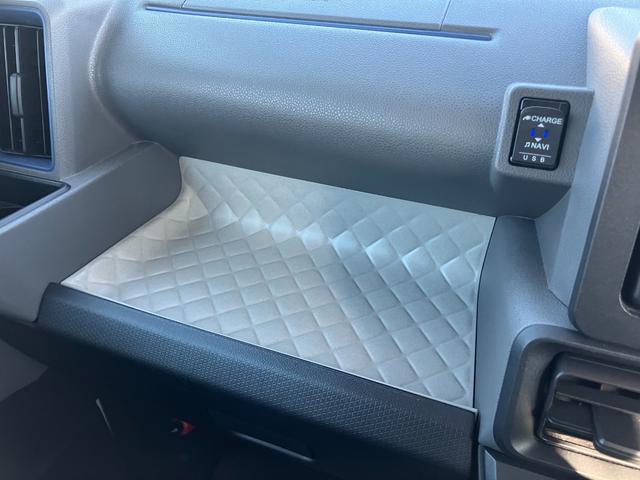 タントスローパーＸターンシート付福祉車両　１４インチフルホイールキャップ　フルＬＥＤヘッドランプ　オート格納式カラードドアミラー　左側パワースライドドア　ＴＦＴカラーマルチインフォメーションディスプレイ　フルファブリックシート（静岡県）の中古車