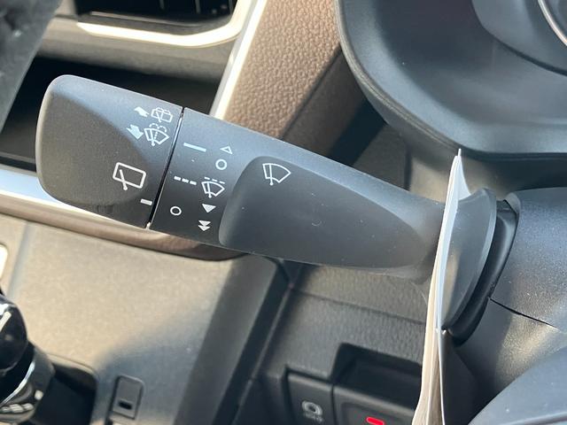 ムーヴＲＳキーフリーシステム　プッシュボタンスタート　ＬＥＤヘッドライト　１５インチアルミホイール　両側パワースライドドア　カラーマルチインフォメーションディスプレイ（静岡県）の中古車