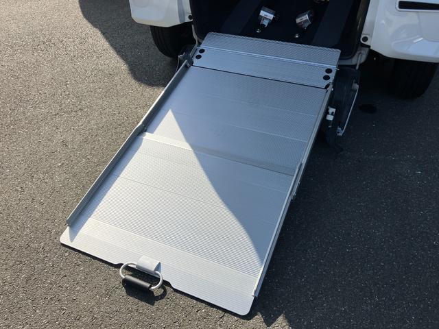 タントスローパーＸ　ターンシート仕様１４インチフルホイールキャップ　フルＬＥＤヘッドランプ　オート格納式カラードドアミラー　左側パワースライドドア　ＴＦＴカラーマルチインフォメーションディスプレイ　フルファブリックシート（静岡県）の中古車