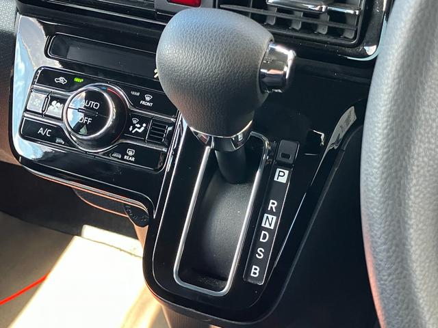 タントカスタムＸ１４インチアルミホイール　大型エアロバンパー　フルＬＥＤヘッドランプ　オート格納式カラードドアミラー　両側パワースライドドア　キーフリーシステム　プッシュボタンスタート（静岡県）の中古車