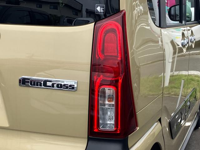 タントファンクロス14インチアルミホイール フルLEDヘッドランプ オート格納式カラードドアミラー 両側パワースライドドア キーフリーシステム プッシュボタンスタート(静岡県)の中古車