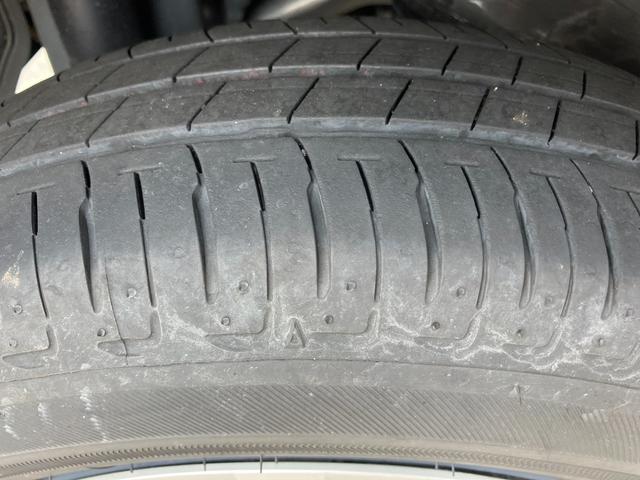 ミライースL SAIII13インチフルホイールキャップ マルチリフレクターハロゲンヘッドランプ 可倒式ドアミラー 自発光式デジタルメーターアンバーイルミネーションメーター マニュアルエアコン(ダイヤル式) キーレスエントリー(静岡県)の中古車