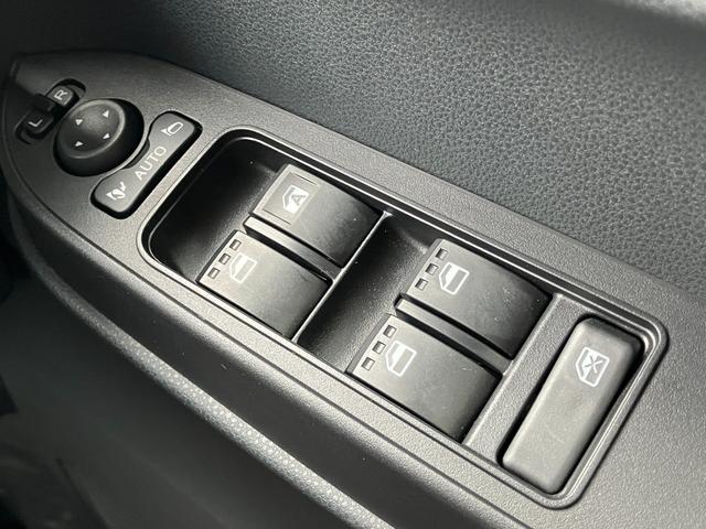 タントカスタムX14インチアルミホイール 大型エアロバンパー フルLEDヘッドランプ オート格納式カラードドアミラー 両側パワースライドドア キーフリーシステム プッシュボタンスタート(静岡県)の中古車