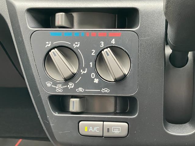 ミライースL SAIII13インチフルホイールキャップ マルチリフレクターハロゲンヘッドランプ 可倒式ドアミラー 自発光式デジタルメーターアンバーイルミネーションメーター マニュアルエアコン(ダイヤル式) キーレスエントリー(静岡県)の中古車