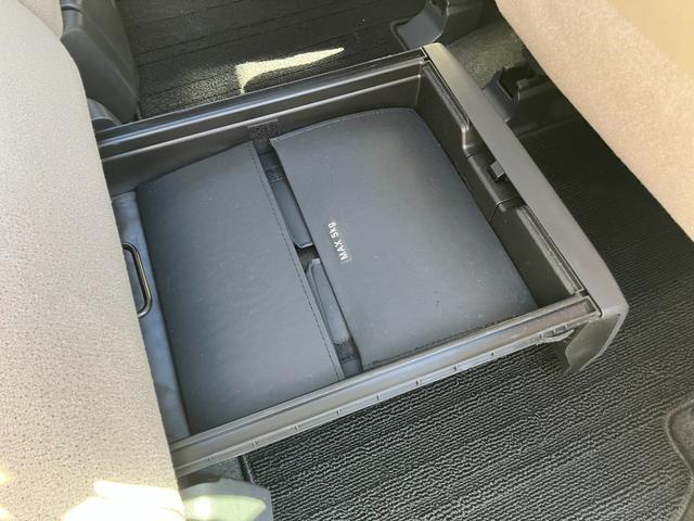 ムーヴキャンバスXメイクアップリミテッド SAIII14インチフルホイールキャップ キーフリーシステム 両側パワースライドドア オートエアコン(プッシュ式) オートライト 置きラクボックス(静岡県)の中古車