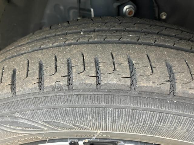 タントカスタムＸ１４インチアルミホイール　大型エアロバンパー　フルＬＥＤヘッドランプ　オート格納式カラードドアミラー　両側パワースライドドア　キーフリーシステム　プッシュボタンスタート（静岡県）の中古車
