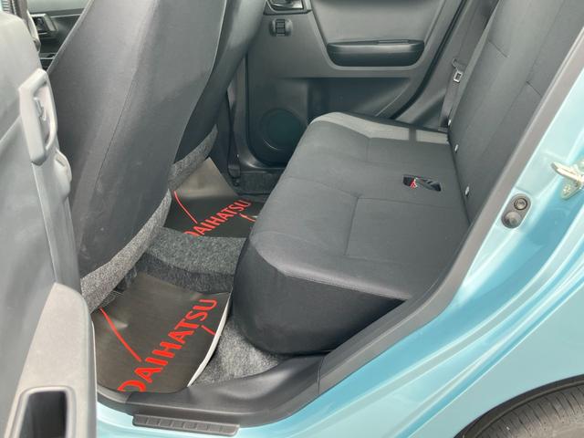 ミライースＬ　ＳＡIII１３インチフルホイールキャップ　マルチリフレクターハロゲンヘッドランプ　可倒式ドアミラー　自発光式デジタルメーターアンバーイルミネーションメーター　マニュアルエアコン（ダイヤル式）　キーレスエントリー（静岡県）の中古車