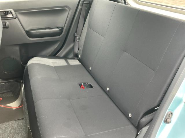 ミライースＬ　ＳＡIII１３インチフルホイールキャップ　マルチリフレクターハロゲンヘッドランプ　可倒式ドアミラー　自発光式デジタルメーターアンバーイルミネーションメーター　マニュアルエアコン（ダイヤル式）　キーレスエントリー（静岡県）の中古車