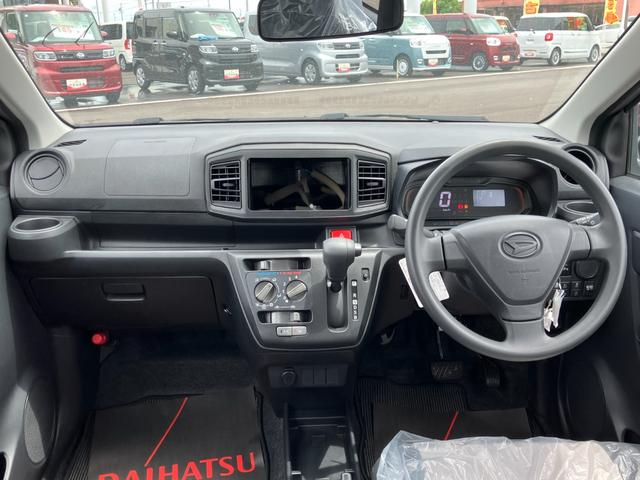 ミライースＬ　ＳＡIII１３インチフルホイールキャップ　マルチリフレクターハロゲンヘッドランプ　可倒式ドアミラー　自発光式デジタルメーターアンバーイルミネーションメーター　マニュアルエアコン（ダイヤル式）　キーレスエントリー（静岡県）の中古車