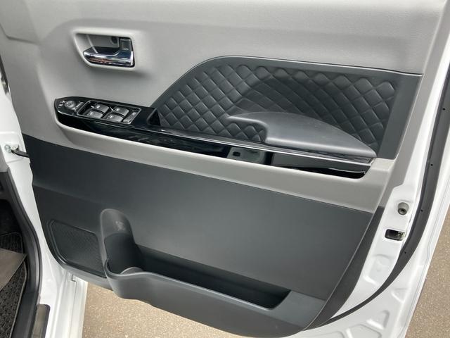 タントカスタムＲＳセレクション１５インチアルミホイール　大型エアロバンパー　フルＬＥＤヘッドランプ　オート格納式カラードドアミラー　本革巻ステアリングホイール　キーフリーシステム　プッシュボタンスタート（静岡県）の中古車