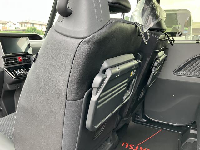 タントカスタムＲＳセレクション１５インチアルミホイール　大型エアロバンパー　フルＬＥＤヘッドランプ　オート格納式カラードドアミラー　革巻ステアリングホイール　両側パワースライドドア（静岡県）の中古車