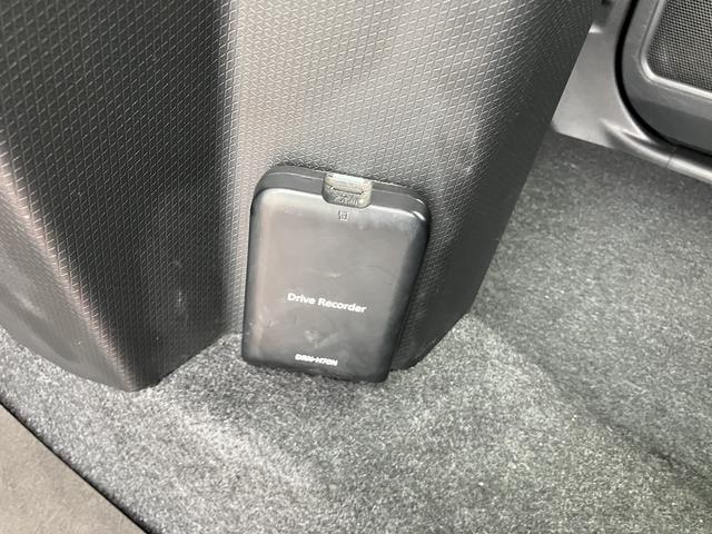 タントカスタムＲＳセレクション１５インチアルミホイール　大型エアロバンパー　フルＬＥＤヘッドランプ　オート格納式カラードドアミラー　革巻ステアリングホイール　両側パワースライドドア（静岡県）の中古車