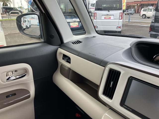 ムーヴキャンバスＧメイクアップＶＳ　ＳＡIII１４インチフルホイールキャップ　ＬＥＤヘッドランプ　キーフリーシステム　両側パワースライドドア　オートエアコン（プッシュ式）　オートライト　置きラクボックス（静岡県）の中古車