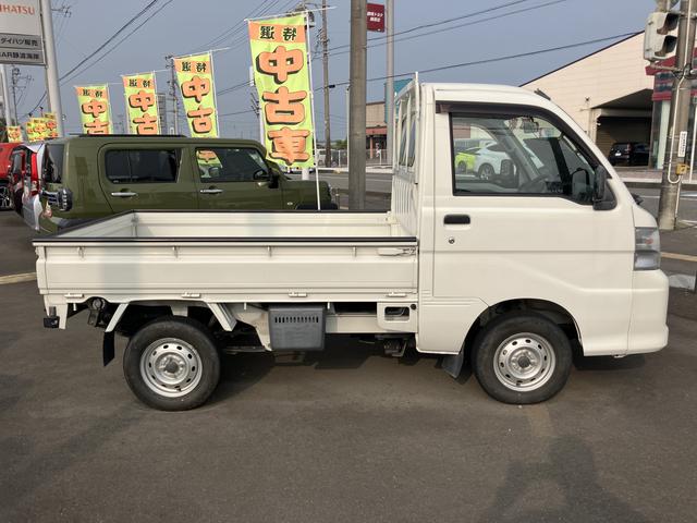ハイゼットトラックスペシャル２ＷＤ　ＭＴ　ハロゲンヘッドライト　マニュアルエアコン　パワーステアリング　乗降グリップ　プリントレザーシート　運転席シートスライド（静岡県）の中古車