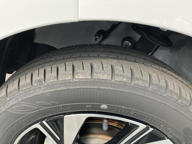 タントカスタムＸ１４インチアルミホイール　大型エアロバンパー　フルＬＥＤヘッドランプ　オート格納式カラードドアミラー　両側パワースライドドア　キーフリーシステム　プッシュボタンスタート（静岡県）の中古車