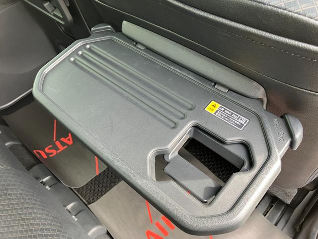 タントカスタムＸ１４インチアルミホイール　大型エアロバンパー　フルＬＥＤヘッドランプ　オート格納式カラードドアミラー　両側パワースライドドア　キーフリーシステム　プッシュボタンスタート（静岡県）の中古車