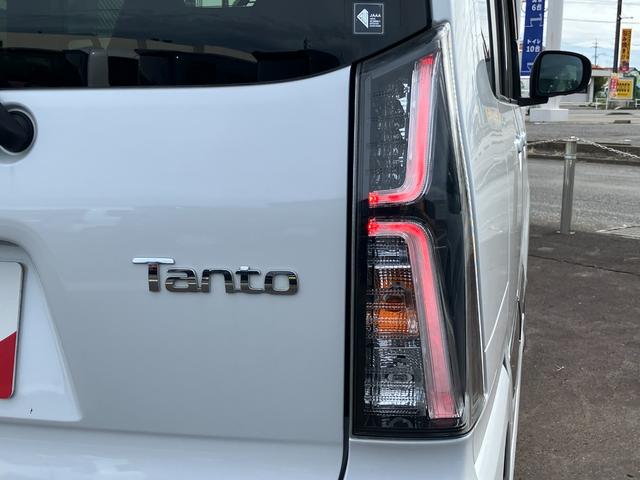 タントカスタムＲＳスタイルセレクション１５インチアルミホイール　キーフリーシステム　プッシュボタンスタート　オートエアコン（プッシュ式）　フルＬＥＤヘッドランプ　オート格納式カラードドアミラー　本革巻ステアリングホイール（静岡県）の中古車
