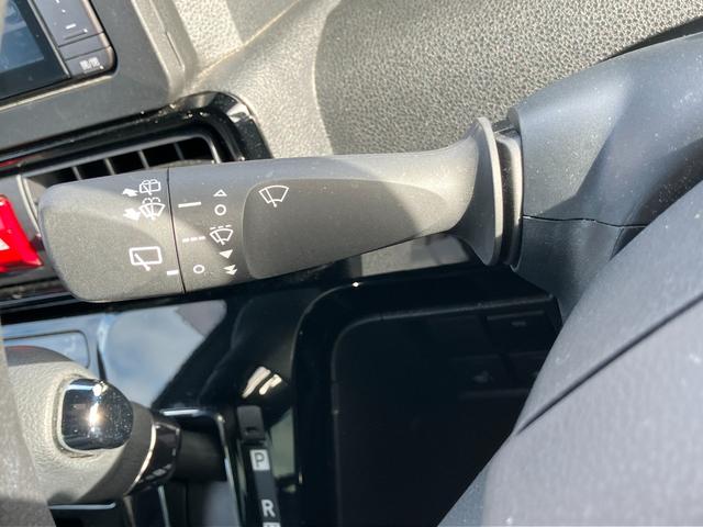タントカスタムＸ１４インチアルミホイール　大型エアロバンパー　フルＬＥＤヘッドランプ　オート格納式カラードドアミラー　両側パワースライドドア　キーフリーシステム　プッシュボタンスタート（静岡県）の中古車