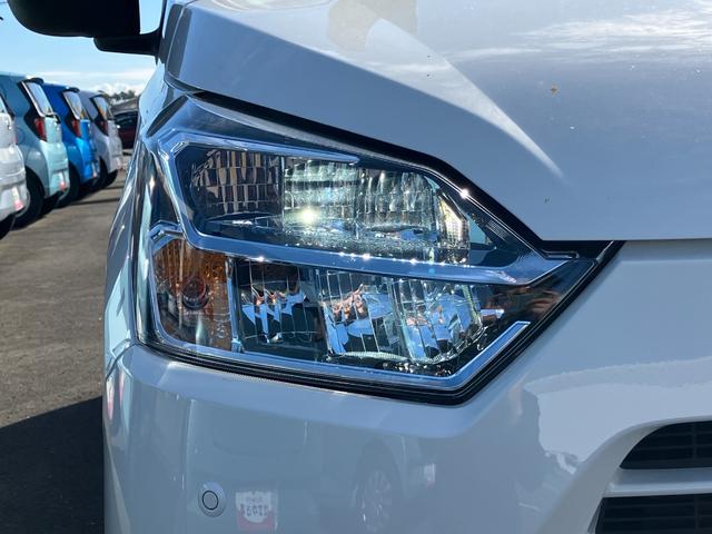 ミライースＸ　ＳＡIII１４インチフルホイールキャップ　ＬＥＤヘッドランプ　電動格納式（カラード）ドアミラー　自発光式デジタルメーターブルーイルミネーションメーター　マニュアルエアコン（ダイヤル式）　キーレスエントリー（静岡県）の中古車