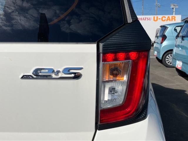 ミライースＸ　ＳＡIII１４インチフルホイールキャップ　ＬＥＤヘッドランプ　電動格納式（カラード）ドアミラー　自発光式デジタルメーターブルーイルミネーションメーター　マニュアルエアコン（ダイヤル式）　キーレスエントリー（静岡県）の中古車